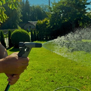 Zraszacz ręczny pistoletowy z regulacją strumienia GreenStar