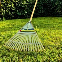 Grabie do liści wachlarzowe plastikowe Green Star