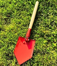 Saperka składana czerwona Green Star