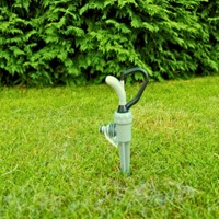 Zraszacz obrotowy na szpilce wbijany Green Star